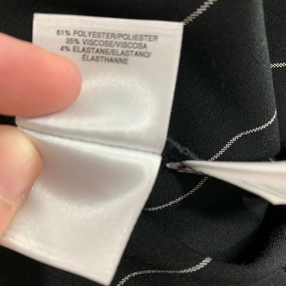 Anne Klein Black Striped Top Size 12 - Picture 4 of 14
